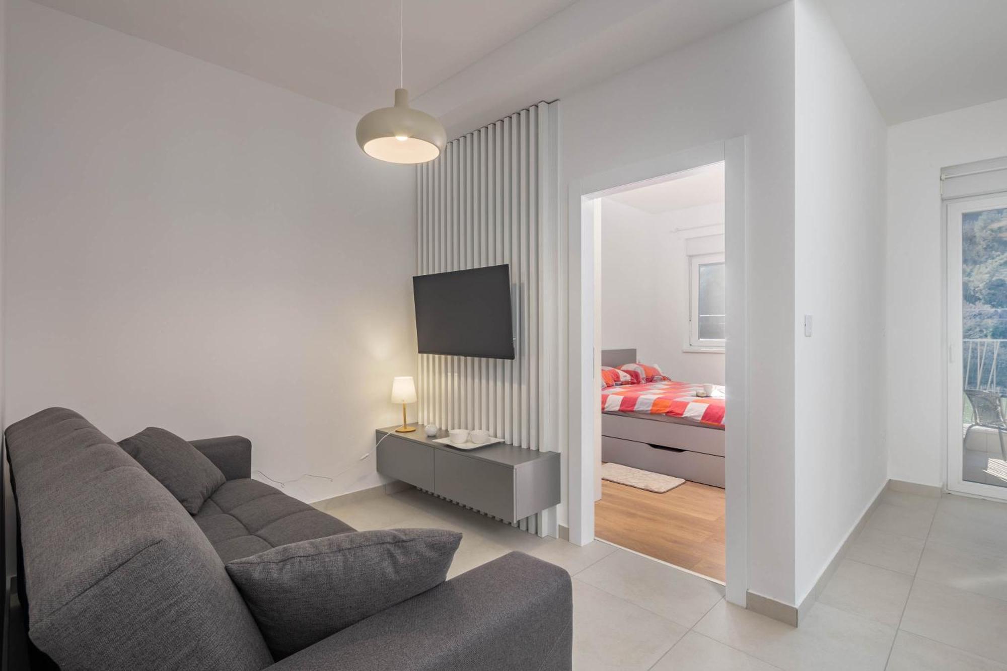 Seafront Villa Andrijana - Happy Rentals Plomin Bagian luar foto